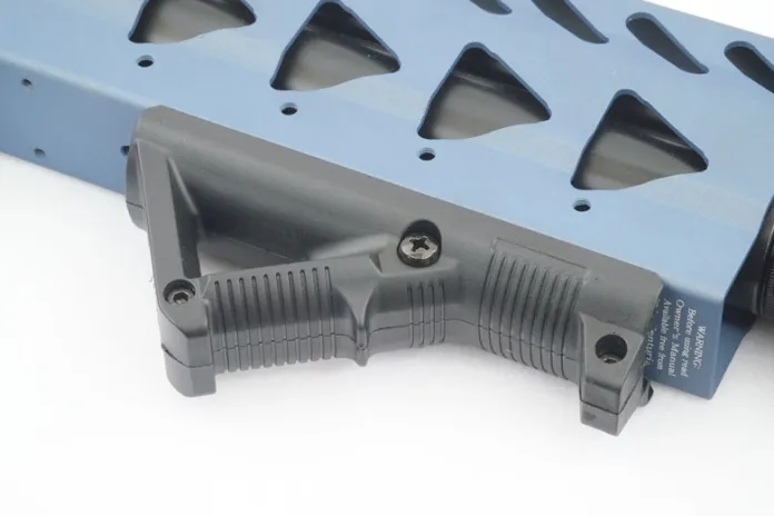 Picatinny Non-Slip Triangle Foregrip - Image 2